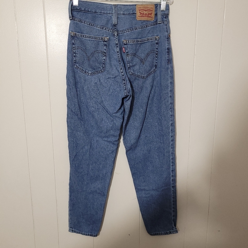 Levi's High Waisted Mom Jean Size 26 - Picture 4 of 10